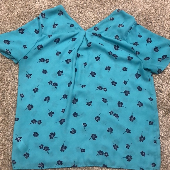 Short sleeve floral top - Picture 4 of 5